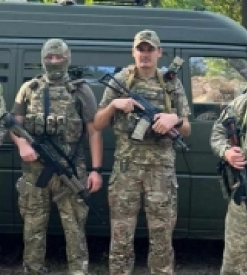 Ультрамарафонець з Нідерландів біжить до Києва і збирає гроші для ЗСУ
