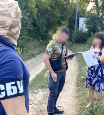 По «селфи» корректировала российские атаки по Харькову: СБУ задержала вражескую информаторку