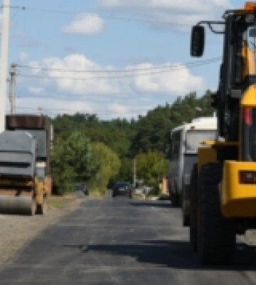 У Луцькій громаді продовжують ремонт доріг: як і де роблять 