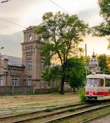 Про роботу комунального громадського транспорту 6 вересня
