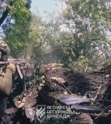 Ближній стрілецький бій воїнів 3 ОШБр на Бахмутському напрямку. ВIДЕО
