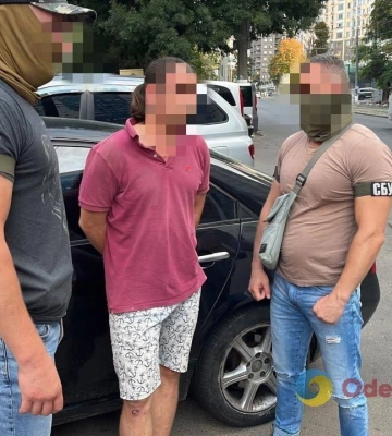 В Ровно задержали одессита который отправлял уклонистов в «заграничную командировку»