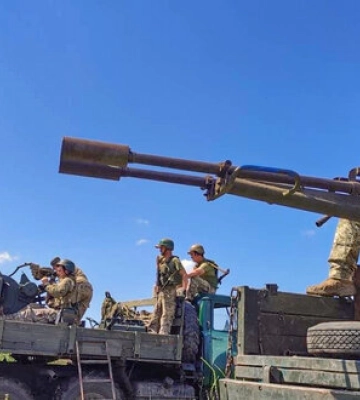 Ворог намагався наступати  на п&#039;яти напрямках, за добу - 28 бойових зіткнень: ранкове зведення Генштабу