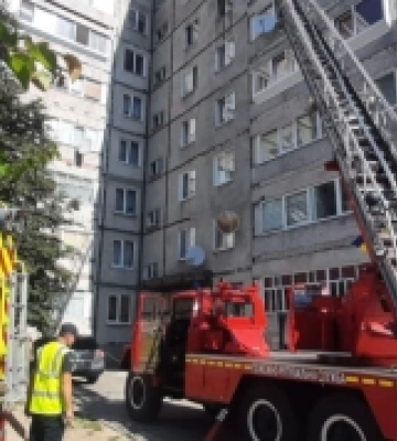 У Вараші горіла квартира у будинку (ФОТО)