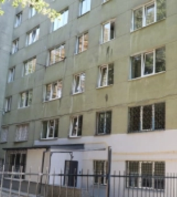 У гуртожитку Львівської політехніки, який постраждав внаслідок ракетної атаки, встановили вікна