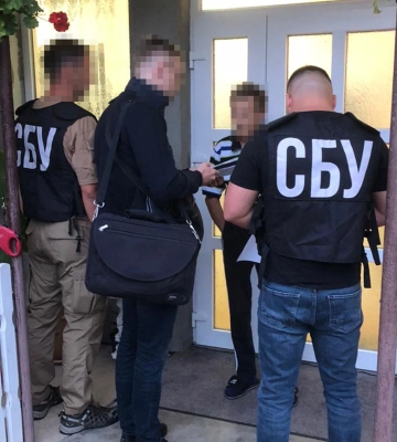СБУ викрила на Закарпатті шанувальника путінського режиму, який через соцмережі виправдовував воєнні злочини окупантів