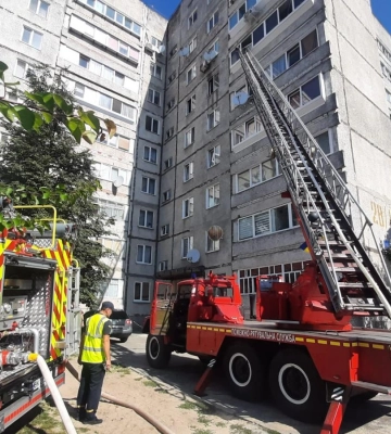 У Вараші горіла квартира у будинку (ФОТО)