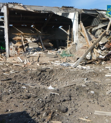 Окупанти обстріляли школу та магазин на Сумщині
