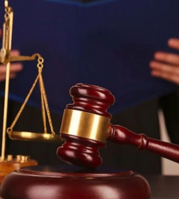 У Луцьку сторож автошколи вкрав і розбив авто: як його покарали