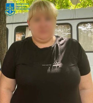 СБУ затримала у Херсоні колаборантку, яка брала участь у примусовій «паспортизації» рф під час окупації міста