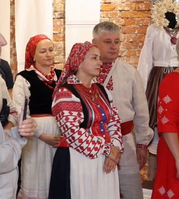 У Коломиї відкрили виставку весільної атрибутики Рівненщини (відео)