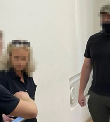 СБУ задержала в Харькове чиновников, требовавших взятки за выдачу паспортов