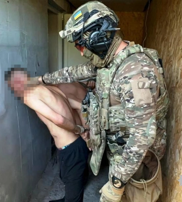 Побили, пограбували та зв&#039;язали: за розбійний напад на 57-річну вінничанку судитимуть двох чоловіків