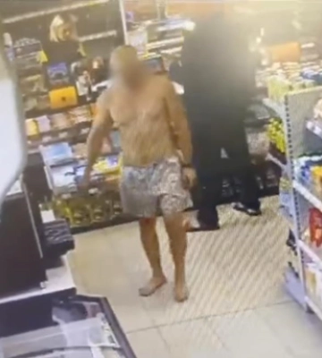 В Кропивницком нетрезвый мужчина угрожал взорвать гранату на АЗС