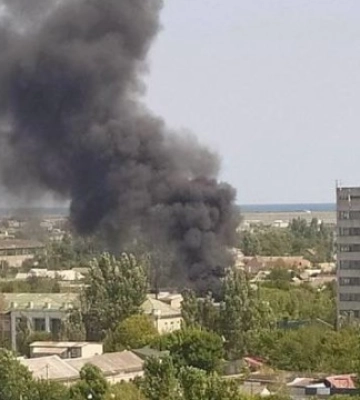 У тимчасово окупованому Бердянську горить територія одного з підприємств
