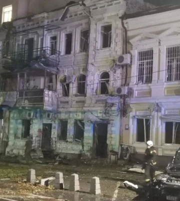 Центр Ростова в руїнах: фото та відео наслідків «бавовни»