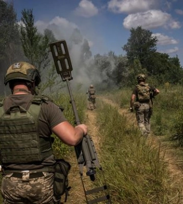США планируют вскоре отправить Украине новую партию кассетных боеприпасов - СМИ