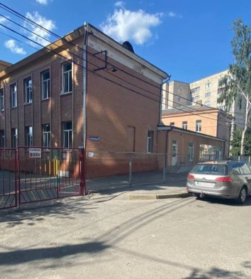 Штрафують рівнян, які привозять дітей до школи