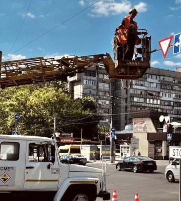 На перехресті проспекту Центрального два дні не працюватиме світлофор