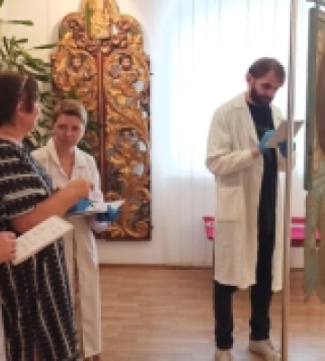 Фахівці Національного науково-дослідного реставраційного центру обстежили музеї Луцька