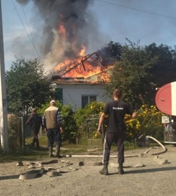 У волинському селі горіла хата молодої родини 