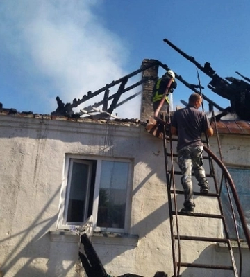У селі на Волині горіла хата: подробиці серйозної пожежі 