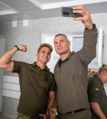 Кличко відвідав одну з військових частин, якій Київ виділив майже ₴15,5 мільйона