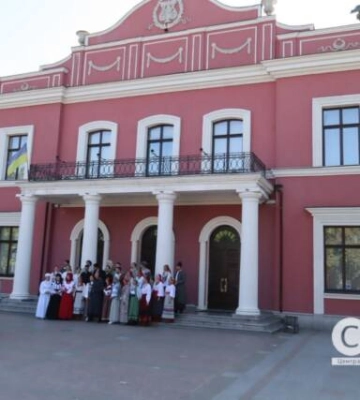 Театр корифеїв долучився до флешмобу на підтримку херсонського фестивалю «Мельпомена Таврії» 