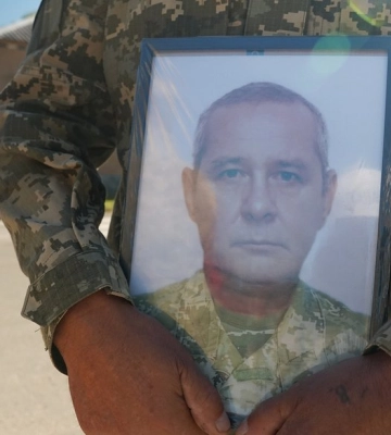 У Сумах поховали бійця Володимира Попова