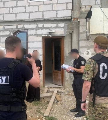 Настоятелю храму УПЦ МП на Закарпатті оголосили про підозру за двома статтями
