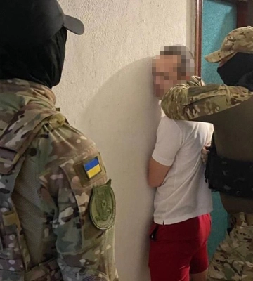 Мріяв підняти на Хортиці прапор РФ: у Запоріжжі затримали проросійського пропагандиста