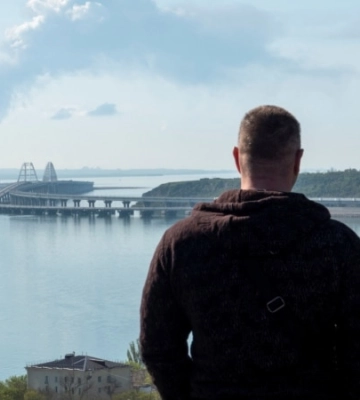 «Крим перетворюється на острів»: як Росія змінює логістику після ударів по Керченському (Кримському) мосту
