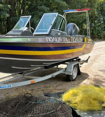 З водосховища на Полтавщині дістали понад 600 метрів сіток з рибою
