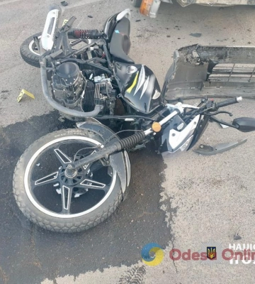 В Одесской области пьяный водитель микроавтобуса сбил мотоциклиста 