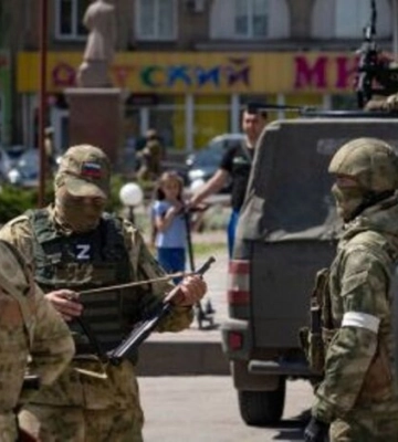 Псевдовибори: на лівобережжі Херсонщини окупанти зі зброєю почали побудинковий обхід