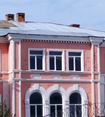 У Полтаві ймовірно замінували один із навчальних закладів