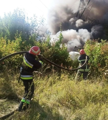 У Кропивницькому горіли трактор та дача