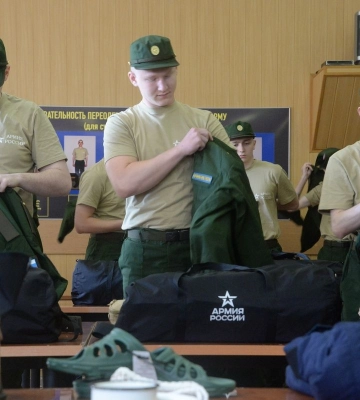 Паспортные данные украинцев в оккупации с &quot;выборов&quot; передают сразу в &quot;военкоматы&quot;, — ЦНС
