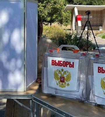 Окупанти звітують про відкриття “виборчих дільниць” на окупованих територіях