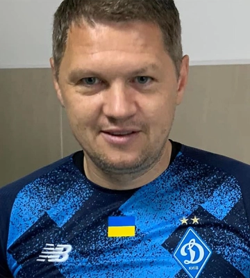 «Зараз не зовсім до футболу»: ексгравець збірної України з Волині волонтерить на передовій