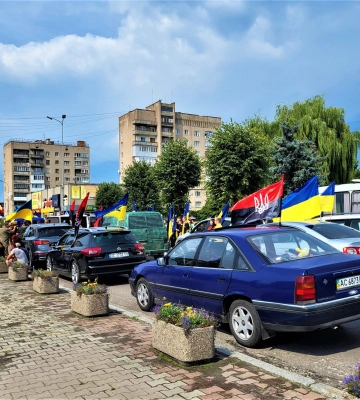 «Він робив усе, щоб Україна була незалежною»: у Ковелі попрощалися із військовим Русланом Війтиком