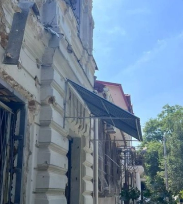 Окупанти обстріляли центр Херсона, є загибла
