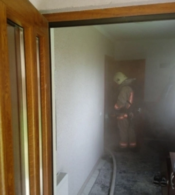 Дитину лишили вдома без нагляду: в Камінь-Каширську горів житловий будинок 
