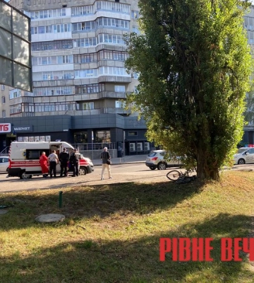 На Ювілейному велосипедист потрапив у ДТП (ФОТО)