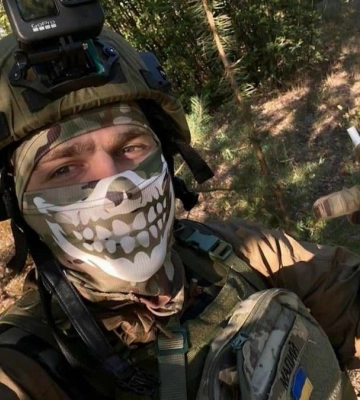 Із журналістики у ЗСУ: як рівненський кореспондент став вправним військовим ще й самотужки врятував собі кінцівку (ВІДЕО)
