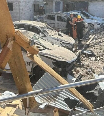 Поліція показала перші хвилини після ранкового обстрілу Кривого Рогу (відео)