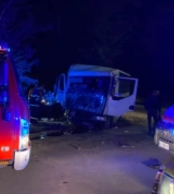 У ранковій аварії на Львівській постраждали четверо пасажирів автобуса