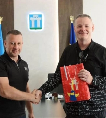 У Рівному британець безкоштовно навчає англійської мови