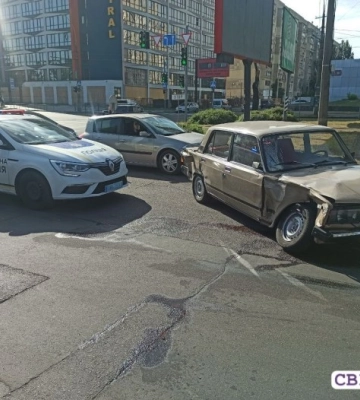 На Центральному проспекті у ДТП травмувались чотири людини