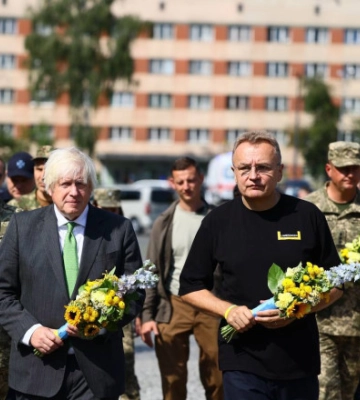 Борис Джонсон отримав найвище почесне звання ЛНУ імені Івана Франка
